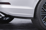 VW Golf 8 Универсал 20- Боковые накладки на задний бампер Carbon look